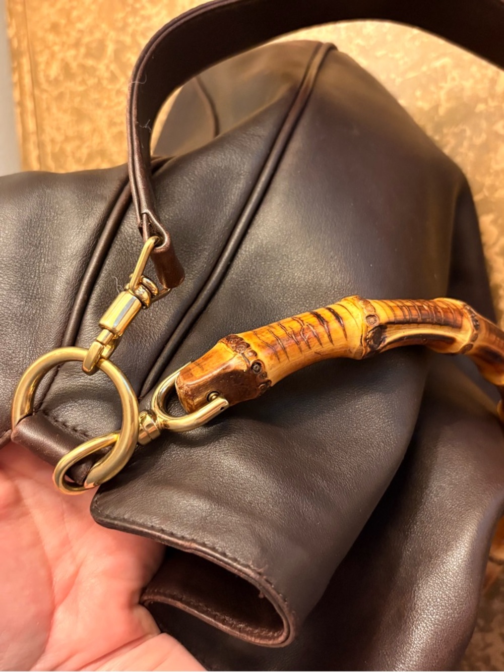 Classic Brown Leather Shoulder Bag with Bamboo Handle - Picture 3 of 4